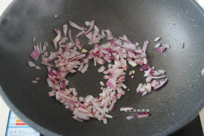 Fried Spiral Noodles recipe