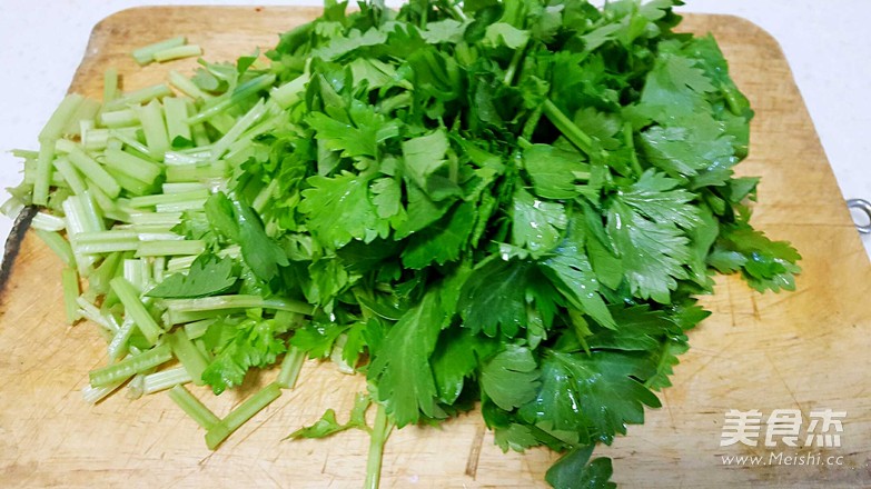 Celery Mixed with Vixen Noodles recipe