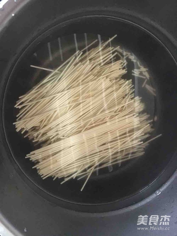 Vegetarian Fried Noodles recipe