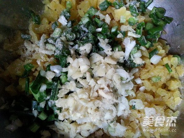 Choi Po Egg recipe