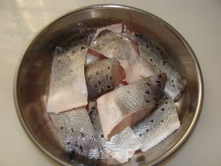 Steamed Sea Bass Fillet with Garlic recipe