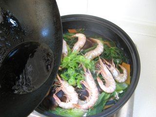 Taji Pot of Vegetables and Seafood Pot recipe