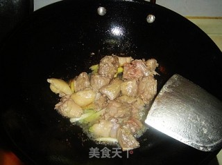 Chicken Drumsticks Stewed with Radish recipe