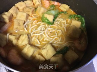 Colorful Dark Instant Noodles recipe