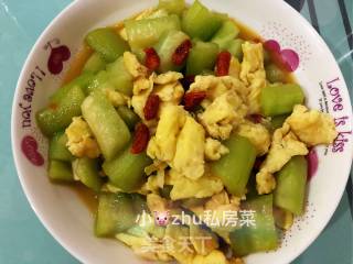 Loofah Scrambled Eggs recipe