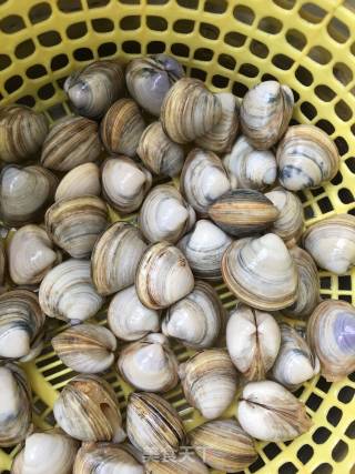 Stir-fried Clams with Ginger and Green Onion recipe