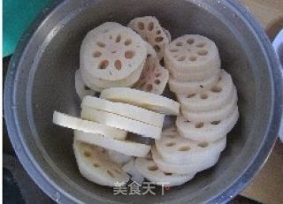 Lotus Root Pork Ribs Soup recipe