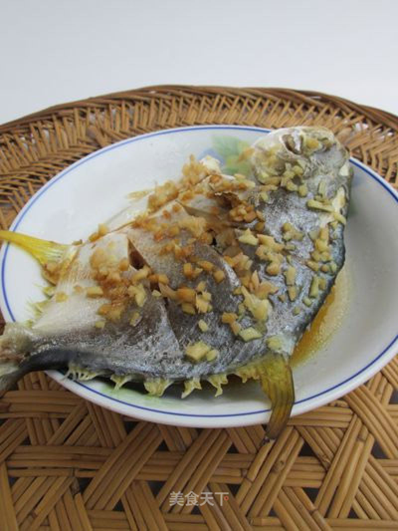 Steamed Golden Pomfret recipe