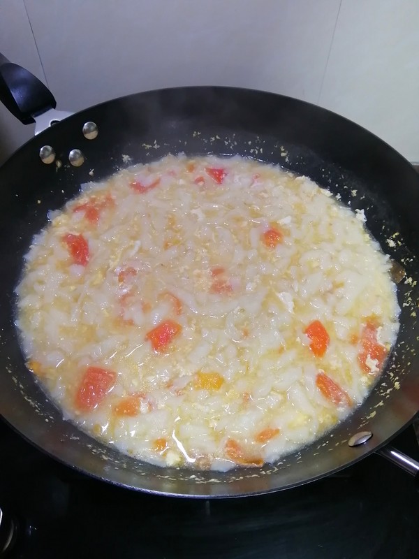 Simple and Delicious~~tomato and Egg Boiled Noodles recipe