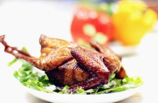 Roasted Pigeon with Black Pepper recipe