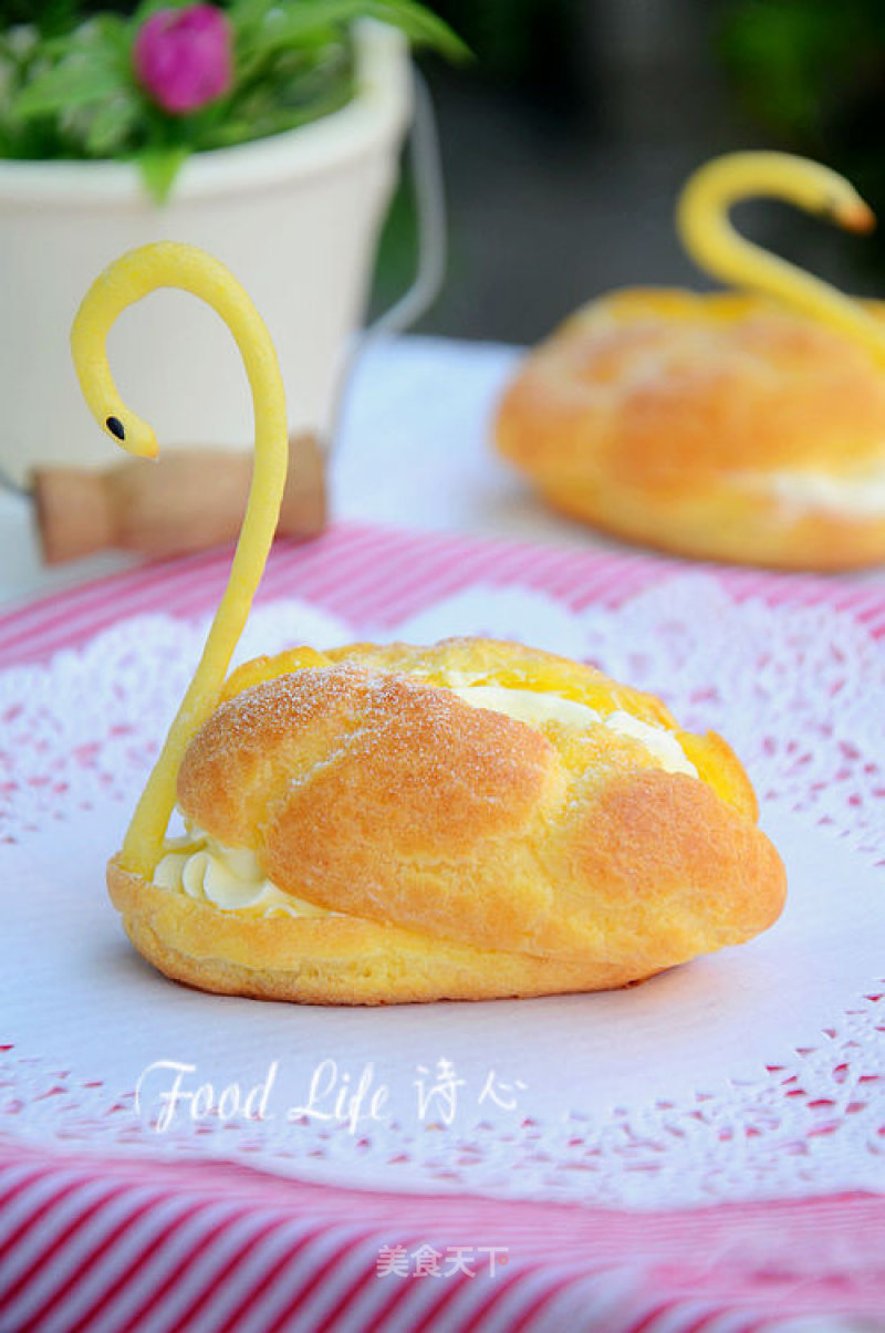 【swan Puffs】--- An Artistic Snack that is Too Beautiful to Bear recipe