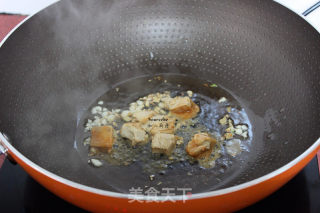 Stir-fried Cabbage Heart with Fermented Bean Curd recipe