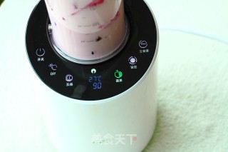 Dragon Fruit Milkshake recipe