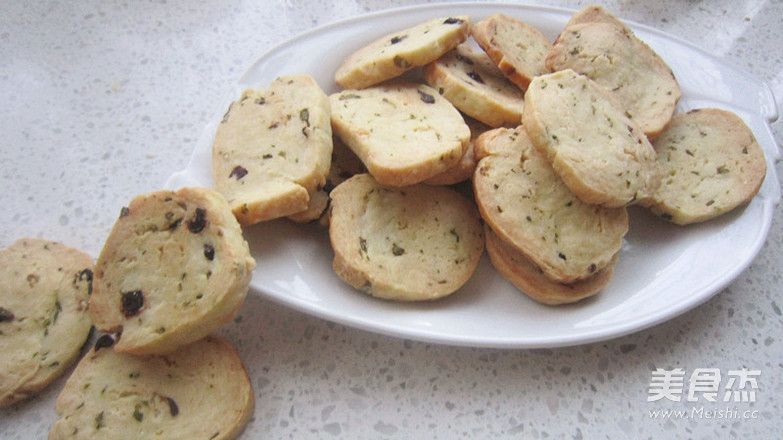 Chive Horseshoe Biscuits recipe