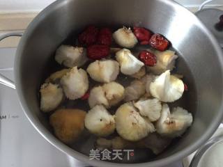Stewed Chicken Soup with Hericium and Chinese Yam recipe