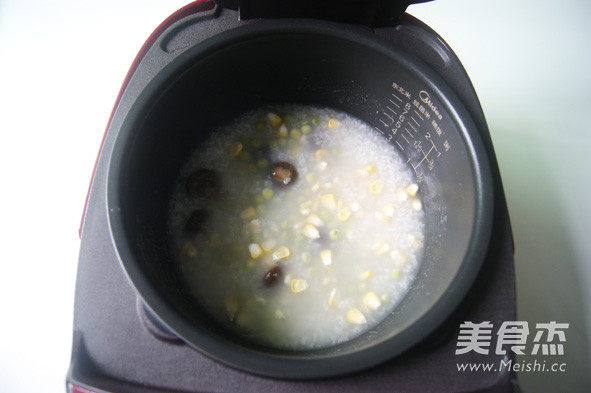 Fresh and Appetizing [pastoral Fresh Shrimp Congee] (rice Cooker Version recipe