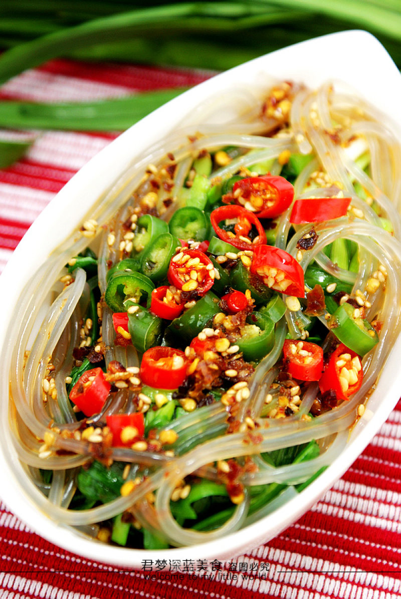 【noodles Mixed with Leeks】--intestine Cleansing and Healthy Vegetables in Spring recipe