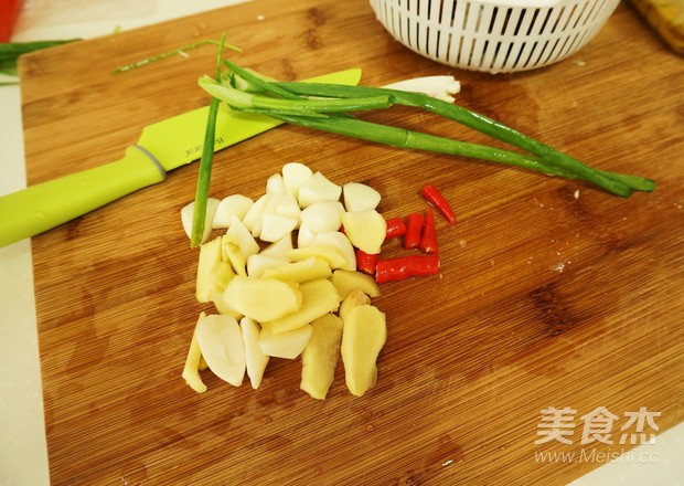 Authentic Huaiyang Home Style-braised Crayfish recipe
