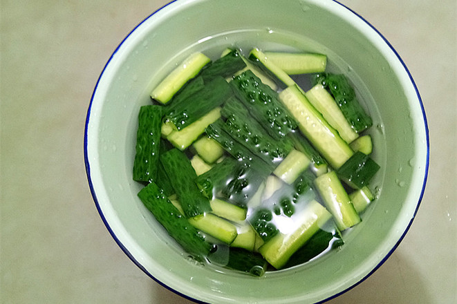 3 Cups Cucumbers with Sauce recipe