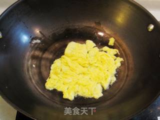 Scrambled Eggs with Shimeji Mushroom and Tomato recipe