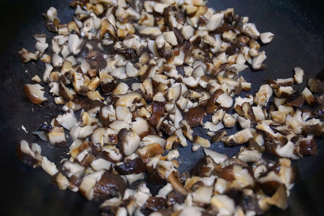 Minced Meat and Shiitake Mushrooms recipe