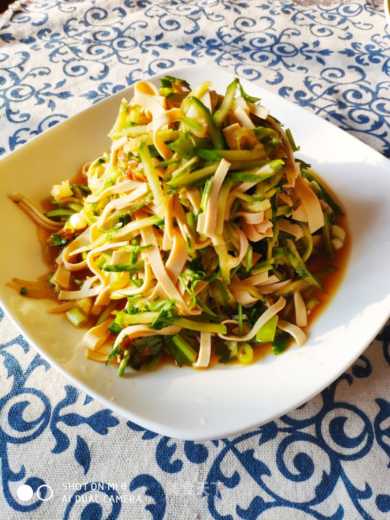 Cold Cucumber Tofu Skin recipe