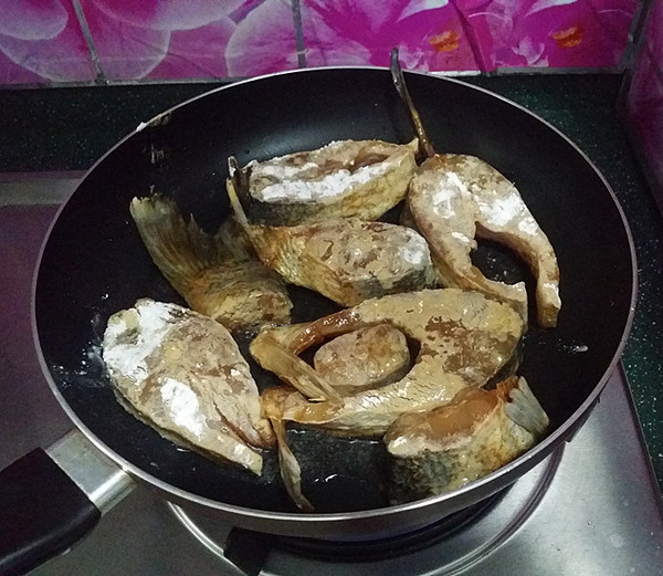 Baked Fish Cubes in Casserole recipe