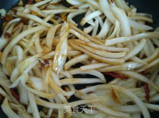 Stir-fried Cabbage with Sea Rice recipe