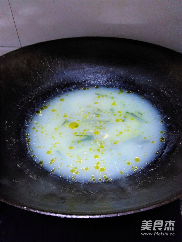 Cucumber Preserved Egg Soup recipe