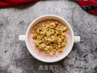 Oatmeal Guava Yogurt Shake recipe