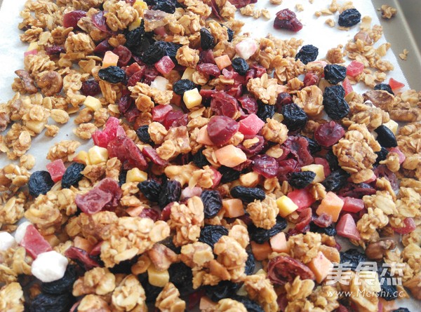 Granola Fruit Cereal recipe