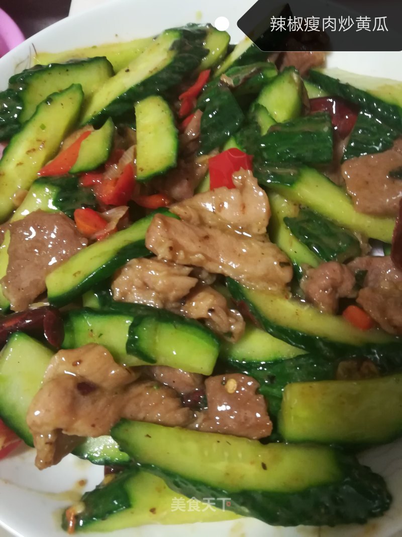 Stir-fried Cucumber with Lean Pork with Chili recipe