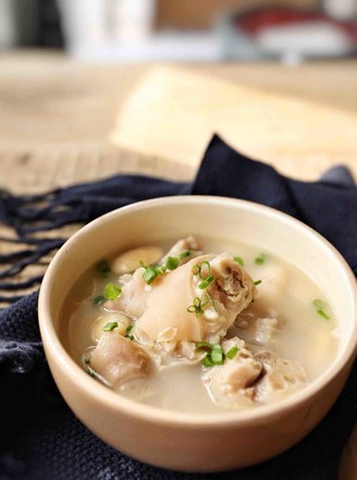 Lao Ma Ti Hua (kidney Bean Trotter Soup)
