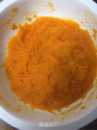 Pumpkin Glutinous Rice Sesame Dumpling recipe