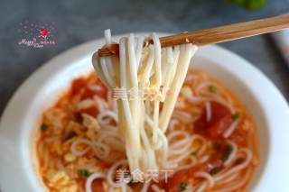 Tomato and Egg Soup Noodles recipe