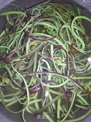 Spring Wild Vegetables# Fermented Fried Meat# recipe