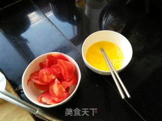 Kuaishou Lazy Meal, Tomato, Egg, Parsley and Noodles recipe