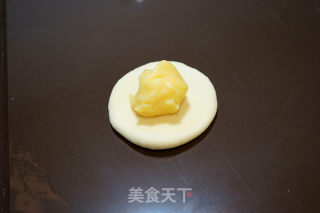 Custard Meal Buns-super Delicious Once Fermented [with Custard Filling Recipe] recipe