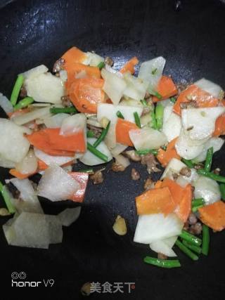 Stir-fried Shredded Pork in Four Colors recipe