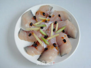 Steam The Fish Out of The Taste of Shrimp-fish Fillets in Oyster Sauce recipe