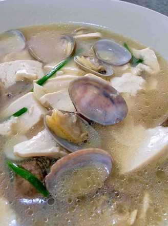Clam Tofu Soup recipe