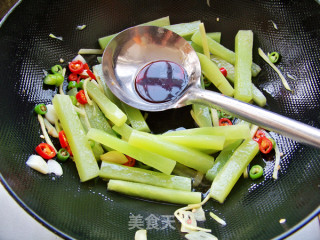 Xinlan Hand-made Private Kitchen [taste Lettuce Strips]——the Petty Bourgeois Fan of Crispy Lettuce recipe