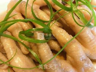 Fragrant Chicken Feet recipe