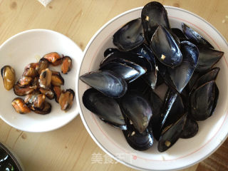 Mussels in French Tomato Sauce recipe