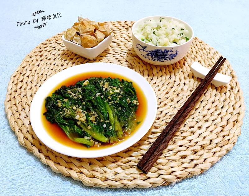 Garlic and Oyster Sauce Lettuce recipe