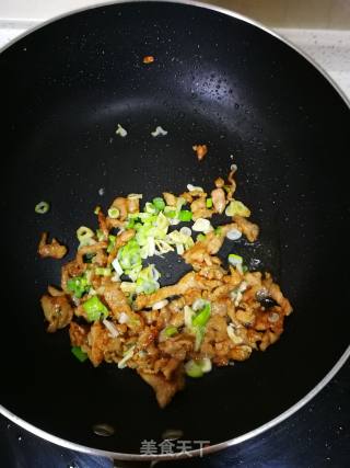 Northeast Famous Dish: Dried Tofu with Hot Pepper recipe