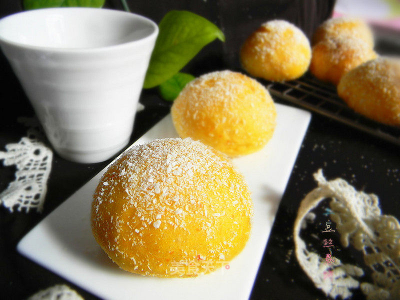 Coconut Carrot Small Meal Buns recipe