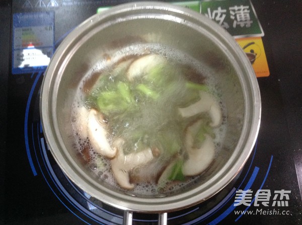 Mushroom and Choy Sum Soup recipe