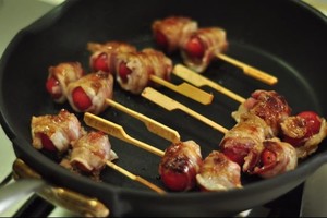 Pork Belly Tomato Rolls in Late Night Canteen recipe