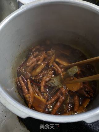 Home-cooked Chicken Feet recipe